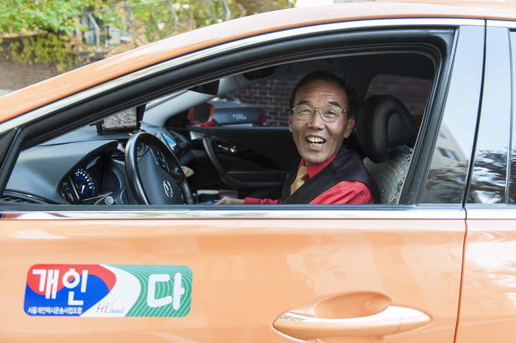 이른둥이를 향해 달려라, 루돌프 썰매_인터내셔널택시 기사 홍영택 봉사자 썸네일 이미지