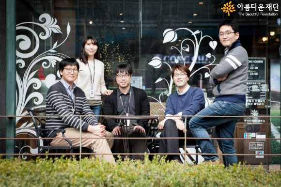 ‘기부’에 엔진을 달아 준 커피 _LG나눔커피기금, 5인방을 만나다 썸네일 이미지