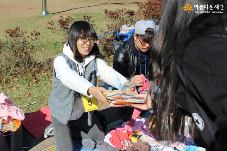 [반디파트너이야기⑤] 나눔의 메시지로 빚어 올린 희망의 하모니 : 굿페이퍼 썸네일 이미지