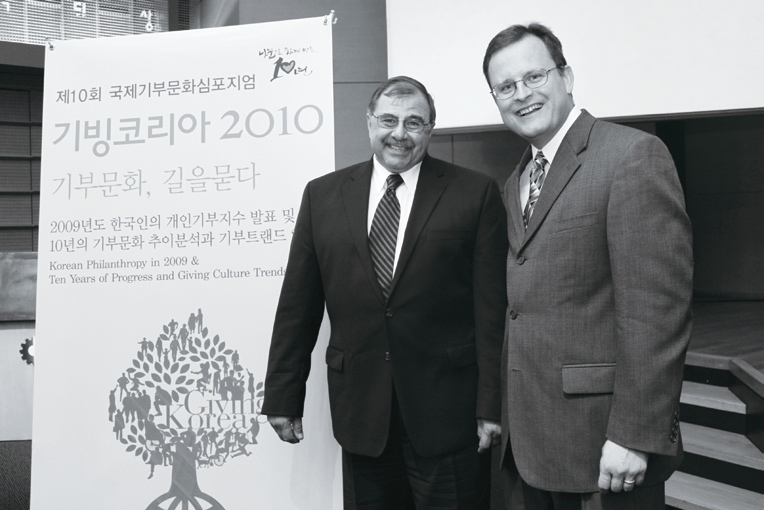 유한킴벌리 ‘기빙코리아 지원’ 썸네일 이미지