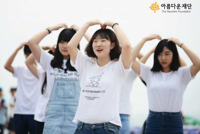 탈핵마저 품어 버린 청소년들 <청.바.지> 썸네일 이미지