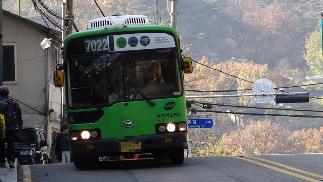 [꾸준함이 만드는 기분좋은 변화 vol.1] 버스기사님께 인사하기 썸네일 이미지
