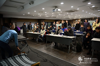 뉴스로 살펴 보는 길고양이 중성화 찬 & 반, 당신의 의견은? 썸네일 이미지