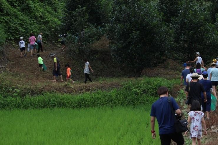 [2013 변시 이야기] 마을과 마을을 잇고, 사람과 사람을 잇는 마을신문 ‘오!마을’ – 풀뿌리여성마을숲 썸네일 이미지