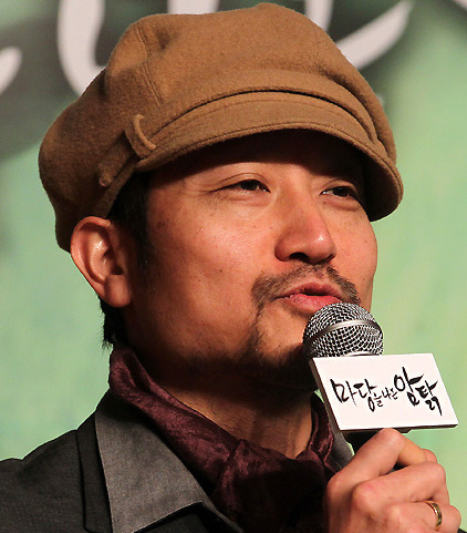 [7월 특별상영회] 이보다 더 풍성할 수는 없다!_<마당을 나온 암탉> 시사회 썸네일 이미지