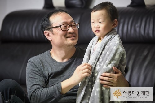 사랑, 불가능을 넘어서는 희망의 노래 – 이은성 이른둥이 이야기 썸네일 이미지