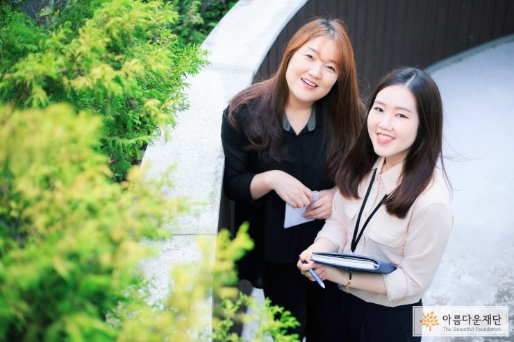 마포어르신돌봄통합센터 김은영 팀장, 황인경 사회복지사