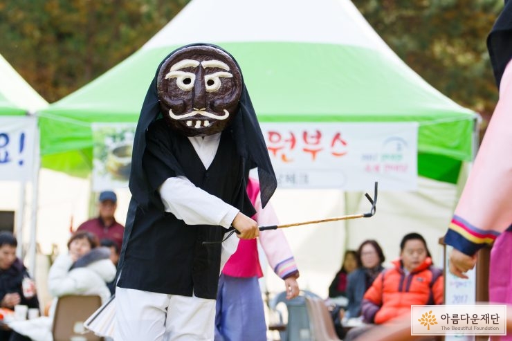 [2017 아동청소년 문화체험활동 지원사업] 예술 도깨비, 마당극으로 날아오르다-거제시청소년수련관 썸네일 이미지
