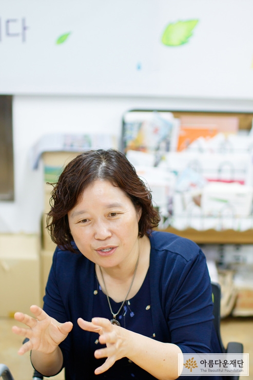 [이주아동 보육권리를 위한 지원사업] 최전선에서 이주아동을 지키는 사람들 – 안산이주민센터 김영임 원장 썸네일 이미지