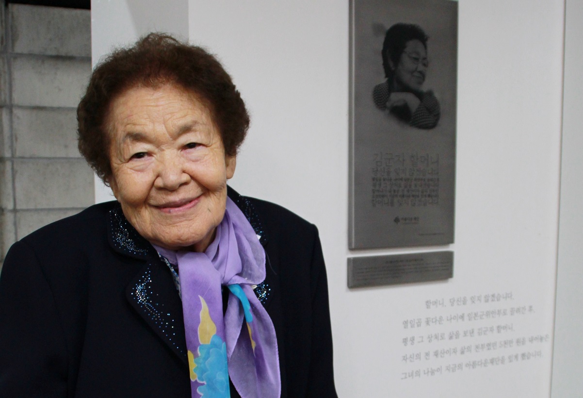 치열하지 않고서는 아름다울 수 없다 썸네일 이미지