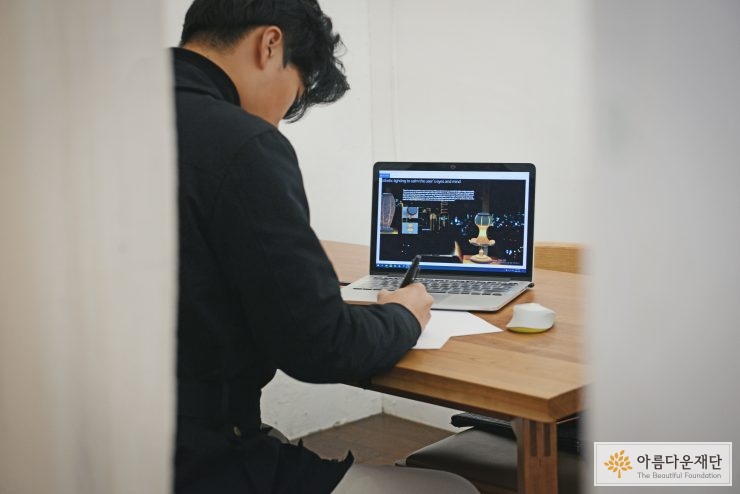 [2020 대학생 교육비 지원사업] 꿈을 그리는 기쁨을 알게 되었죠 썸네일 이미지