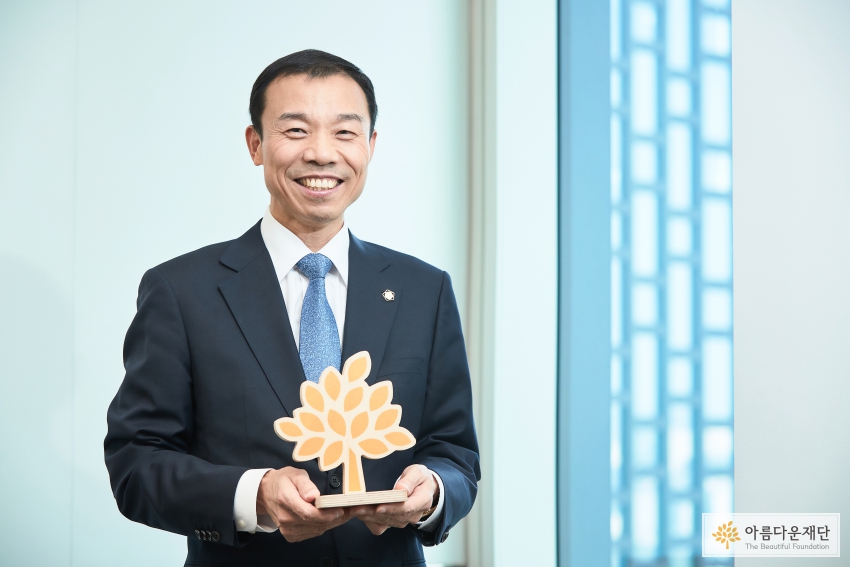 [서 간사와 계획기부 알아보기] 세상에서 가장 아름다운 약속, 유산기부_유철형 위원장 썸네일 이미지