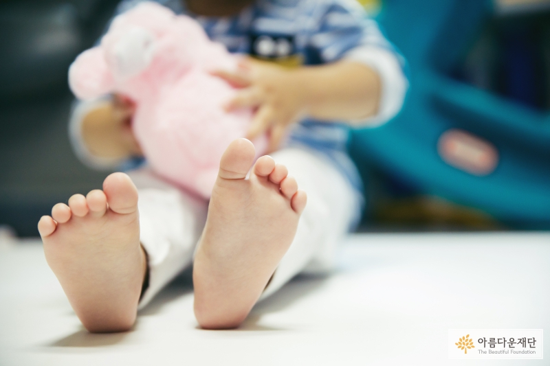 이른둥이 아이와 함께 행복해지는 일 썸네일 이미지