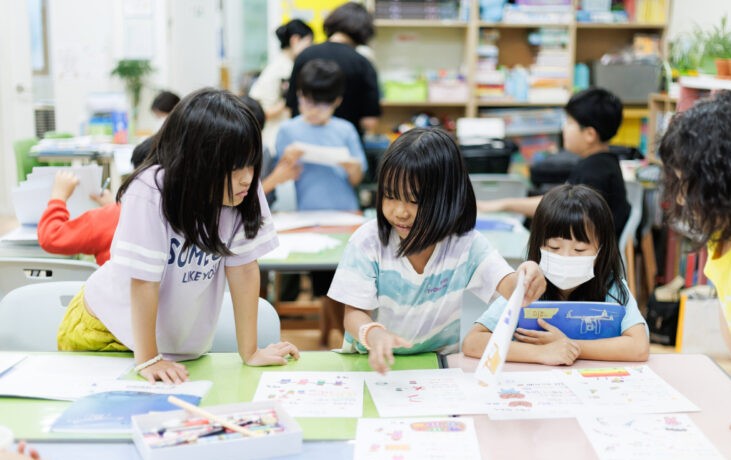 작은 움직임으로 성장하는 아이들 썸네일 이미지