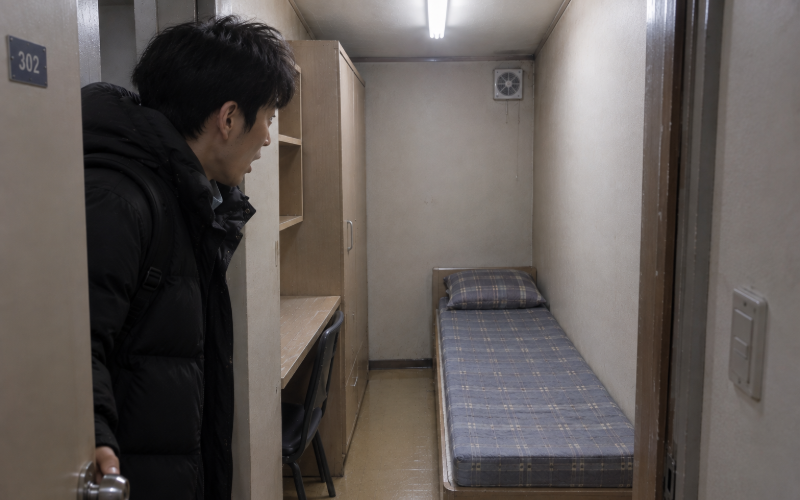무박 365일 ⑥ 여기선 도저히 살 수 없을 것 같은데 썸네일 이미지