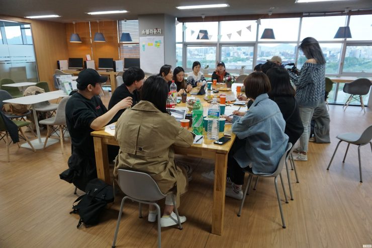 해외 입양인 당사자 모임 사진 (출처) 해외입양인 네크워크